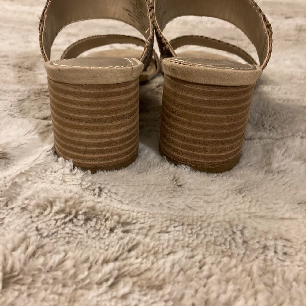: : ANNE KLEIN NEW Faux Snake Skin Sandals with Chunky Heels : : - Picture 9 of 13